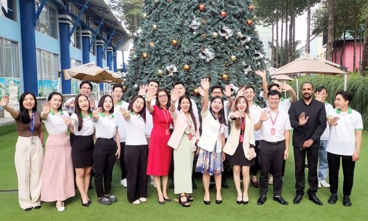 Gắn Kết, Chia Sẻ và Phát Triển Cùng Cựu Sinh Viên Khoa Kinh Tế - Quản Trị