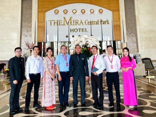 HÀNH TRÌNH BẮT ĐẦU  VÀ TRỞ THÀNH NHÀ QUẢN LÝ KHÁCH SẠN THÀNH CÔNG