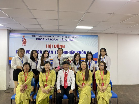 HỘI ĐỒNG BẢO VỆ KHÓA LUẬN TỐT NGHIỆP KHÓA 14 (2018 - 2022) - NGÀNH TÀI CHÍNH NGÂN HÀNG