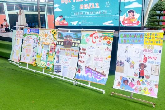 Hội thi báo tường Mừng Ngày Nhà Giáo Việt Nam 20/11 & Lễ khen thưởng sinh viên có thành tích tốt 2022-2023