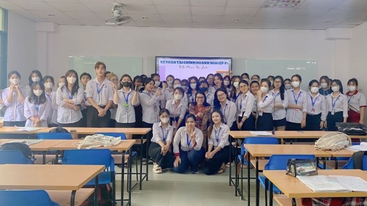 KẾ TOÁN - DANH SÁCH SINH VIÊN K18 (2022 - 2025) ĐĂNG KÝ HỌC PHẦN THỰC HÀNH - HK1, 2023-2024