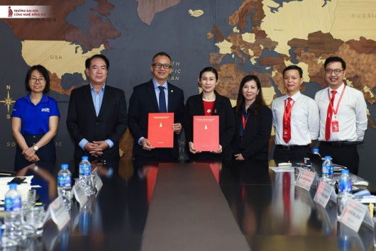 LỄ KÝ KẾT THỎA THUẬN HỢP TÁC GIỮA DNTU VÀ VACPA