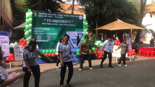 RANDOM DANCE - KHOA KTTC - NGÀY HỘI OPEN DAY