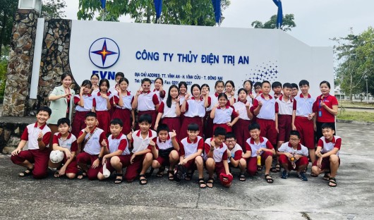 Sinh viên DNTU Hoạt động cộng đồng - Bài học về tình yêu thương, sự đồng cảm và trải nghiệm quý báu