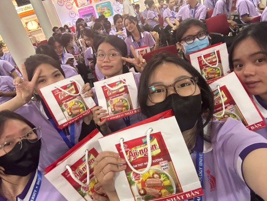 Sinh viên DNTU Khoá 20 tham gia kiến tập tại công ty AJINOMOTO