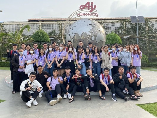 THAM QUAN DOANH NGHIỆP - TRẢI NGHIỆM NÂNG CAO NHẬN THỨC KỸ NĂNG NGHỀ NGHIỆP CHO SINH VIÊN