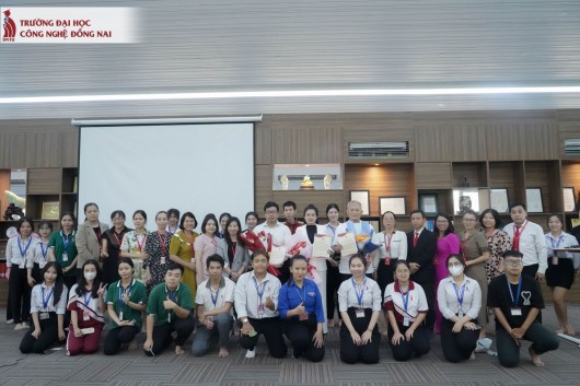 Tọa đàm “Kỹ năng nghề nghiệp cần thiết cho nhân lực ngành kế toán và tài chính - ngân hàng”