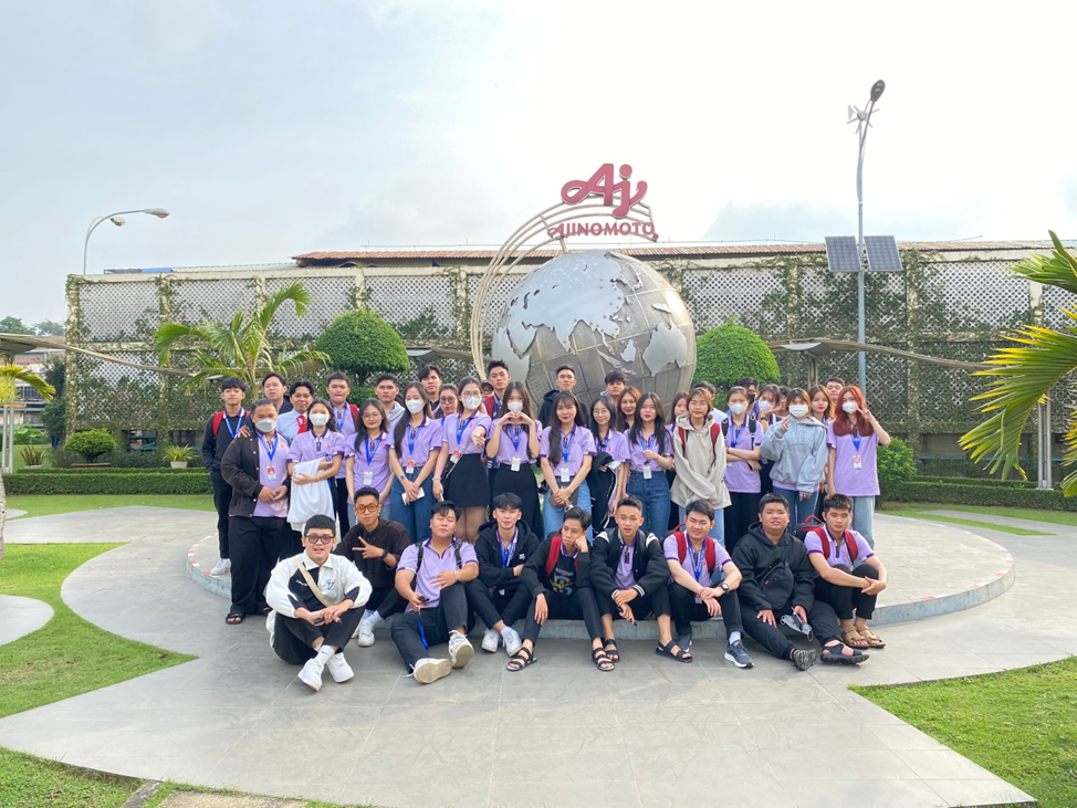 Kiến tập Ngành Quản trị kinh doanh DNTU Khoá 19