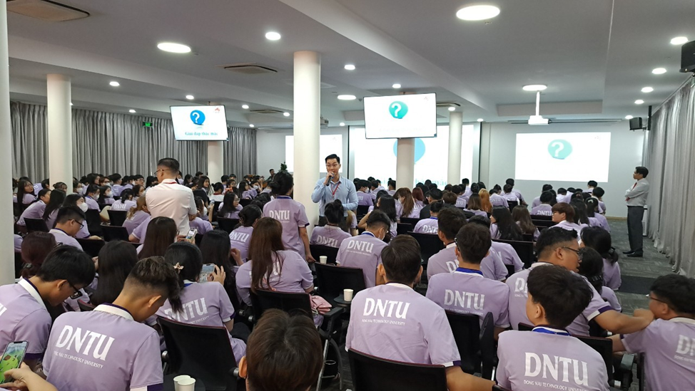 Kiến tập Ngành Quản trị kinh doanh DNTU Khoá 19