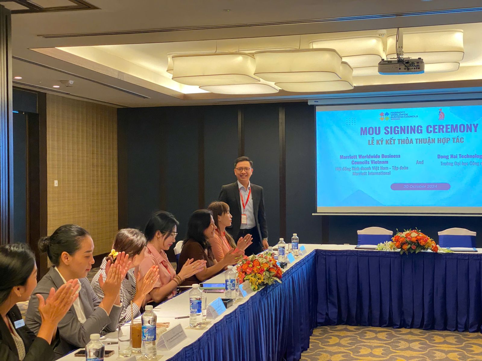 DNTU-hop-tac-voi-tap-doan-Marriott-International