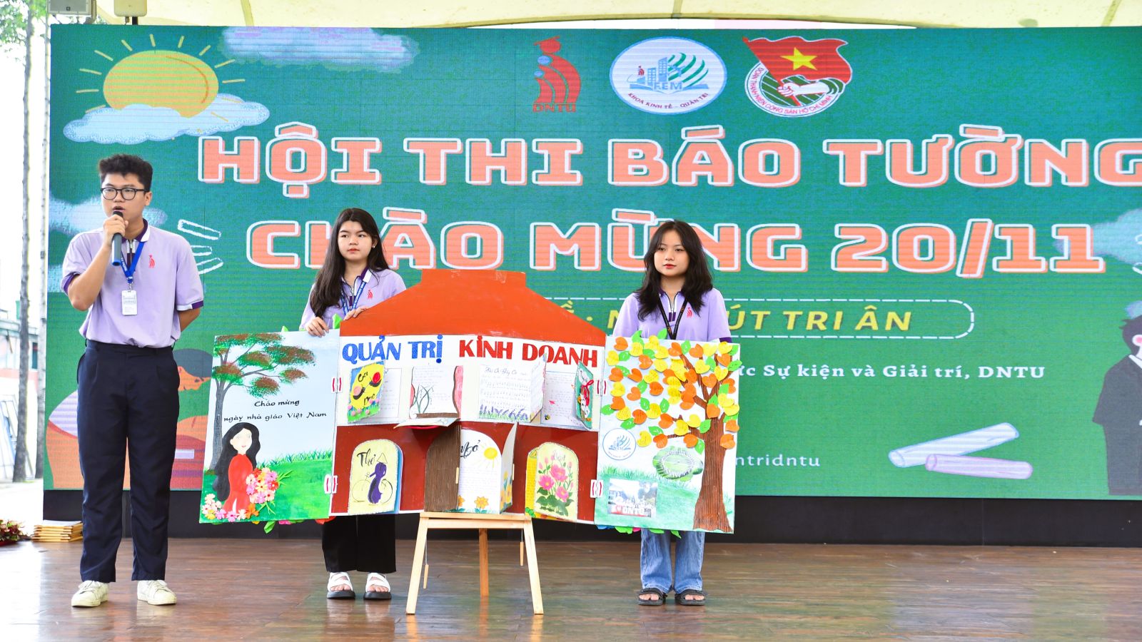 hoi-thi-bao-tuong-mung-ngay-nha-giao-viet-nam-dntu-2024