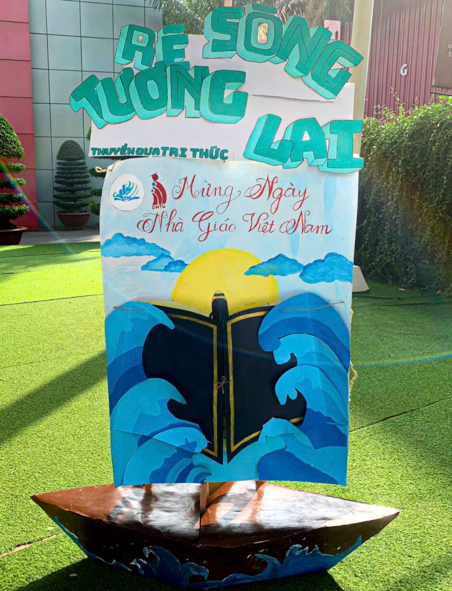 hoi-thi-bao-tuong-mung-ngay-nha-giao-viet-nam-dntu-2024