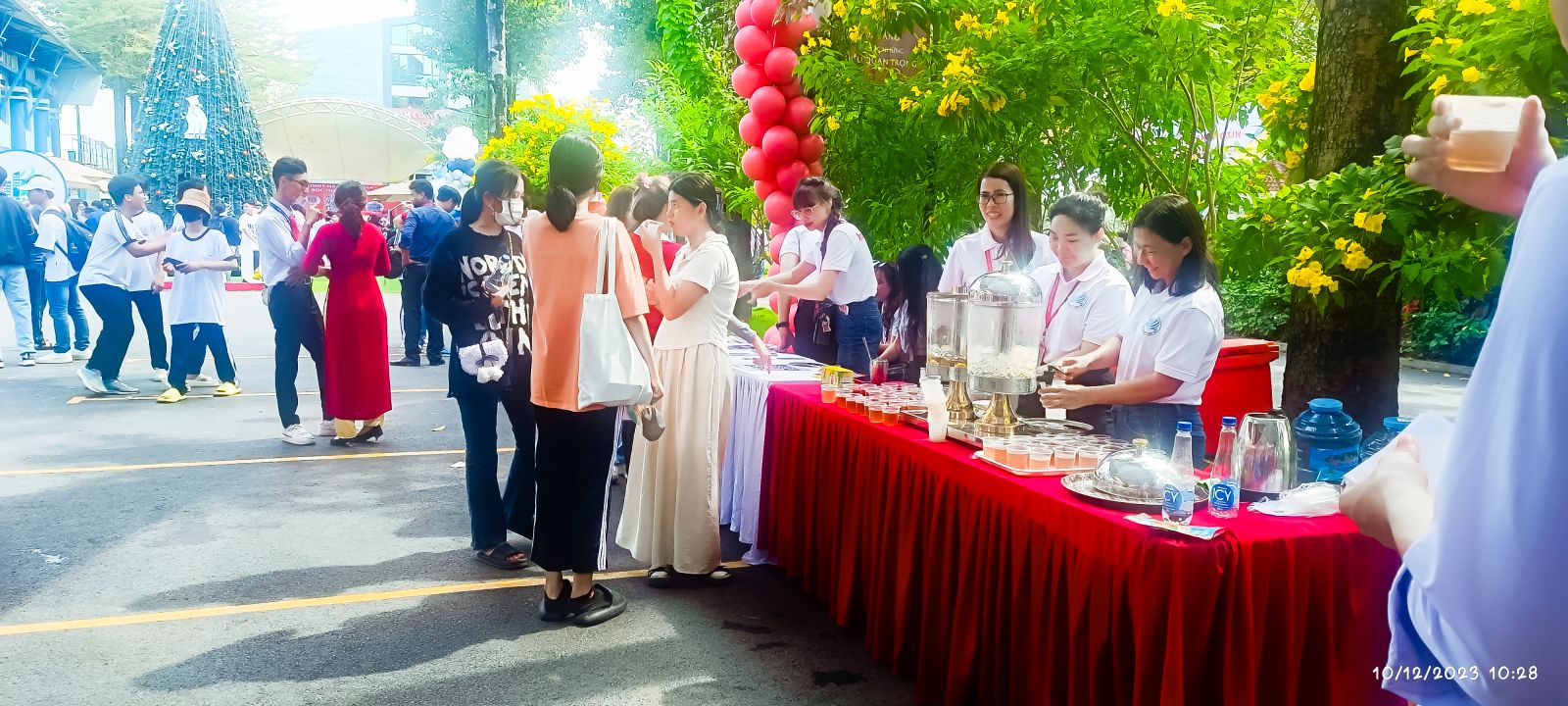 Khoa Kinh Tế Quản Trị DNTU Openday 2023