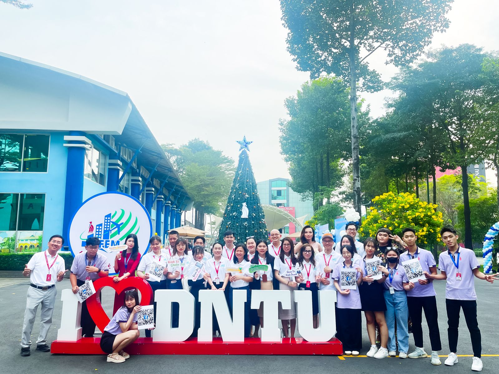 Khoa Kinh Tế Quản Trị DNTU Openday 2023
