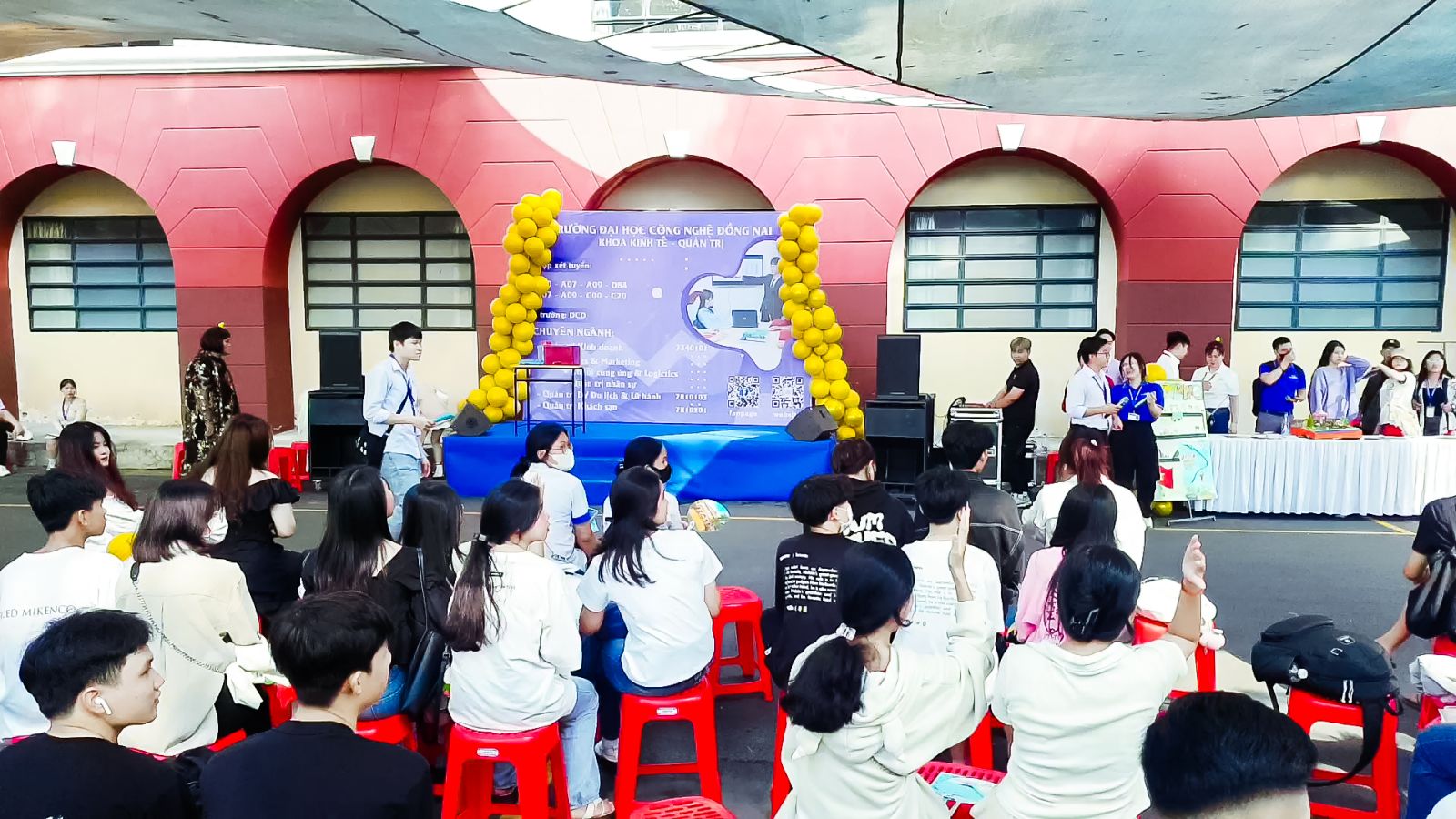 Khoa Kinh Tế Quản Trị DNTU Openday 2023