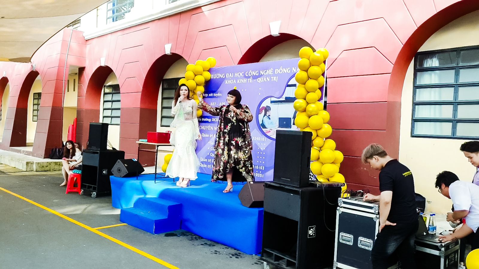 Khoa Kinh Tế Quản Trị DNTU Openday 2023