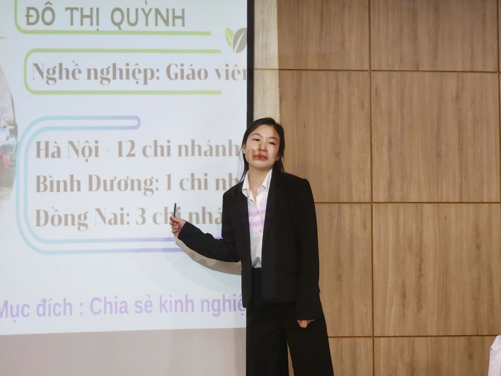 cuu-sinh-vien-dntu-khoa-kinh-te-quan-tri