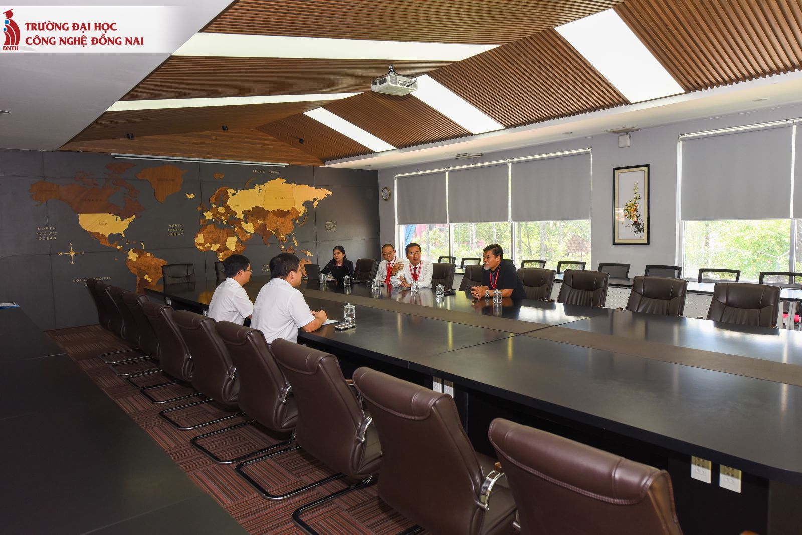 DNTU-hop-tac-cung-dai-hoc-hue