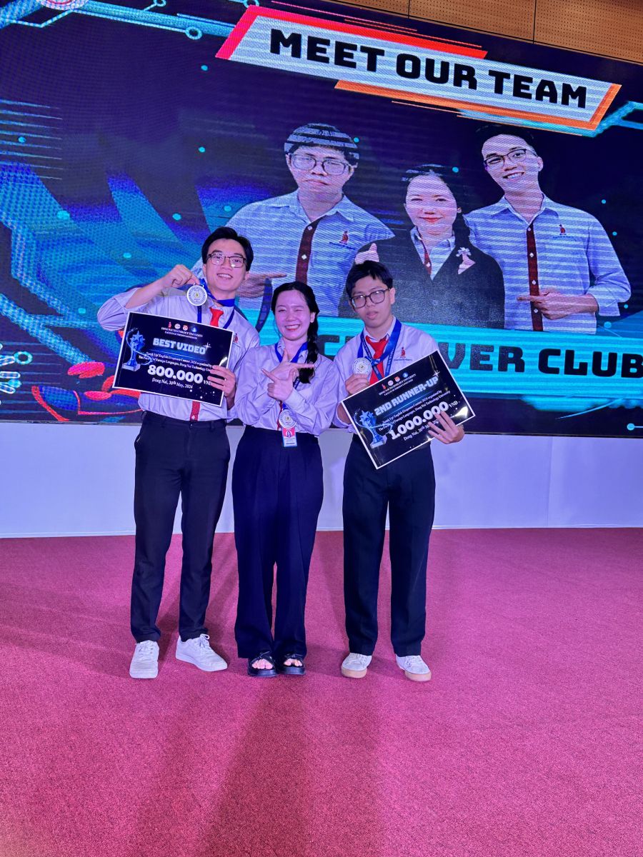 achiver-club-speak-up-dntu