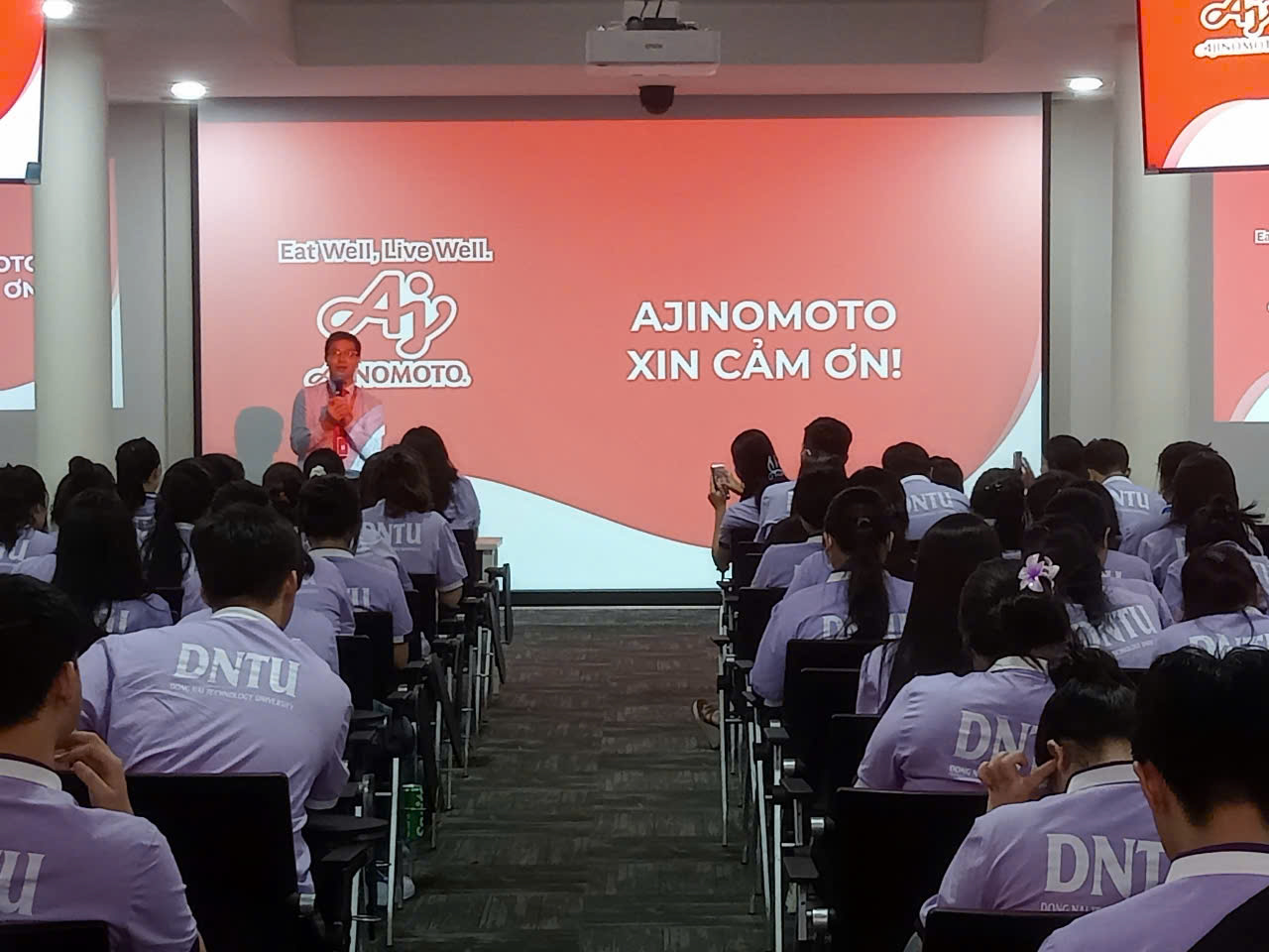 sinh-vien-dntu-khoa-20-tham-gia-kien-tap-tai-ajinomoto