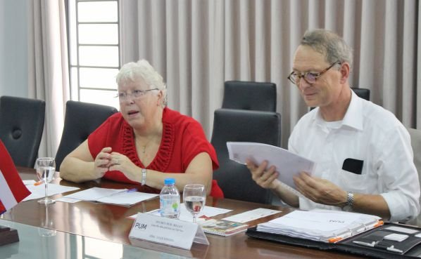 chuyen-gia-pu -ha-lan-dntu