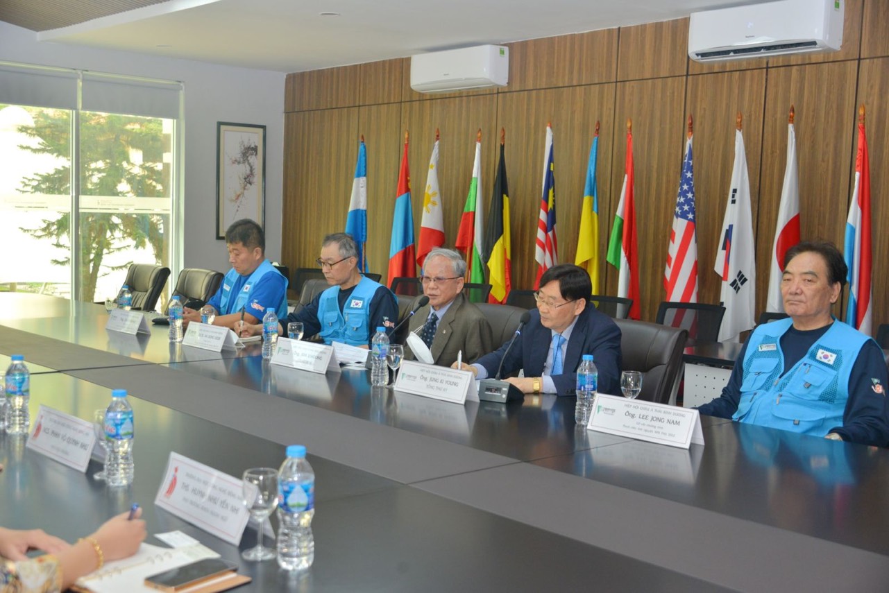 hiep-hoi-chau-a-tbd-dntu